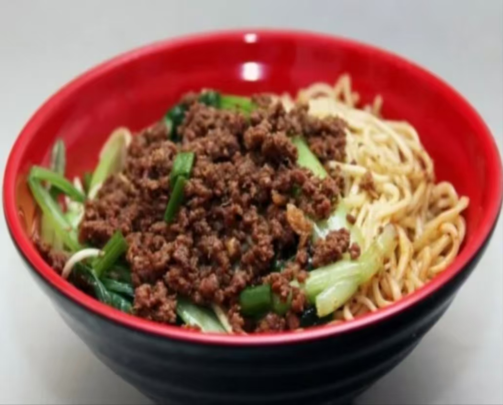 老干妈拌刀削面