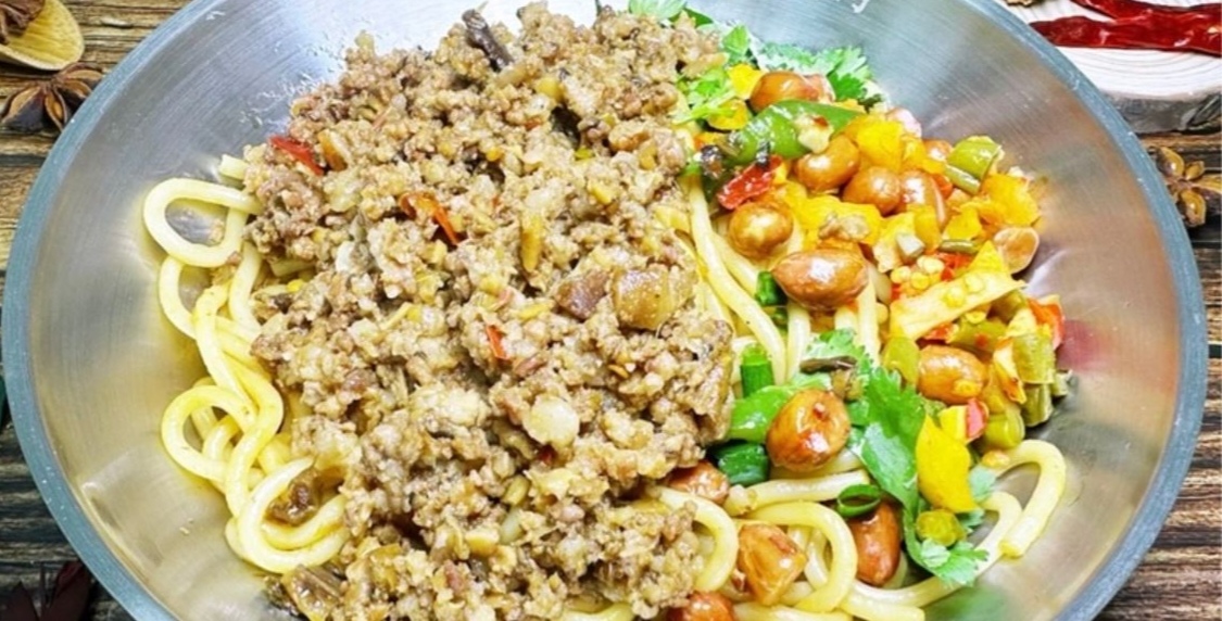 老北京炸酱卤粉