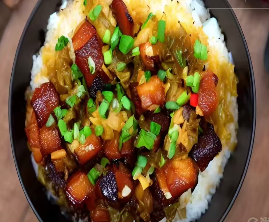 宫爆鸡丁十爆炒热狗肠+素菜