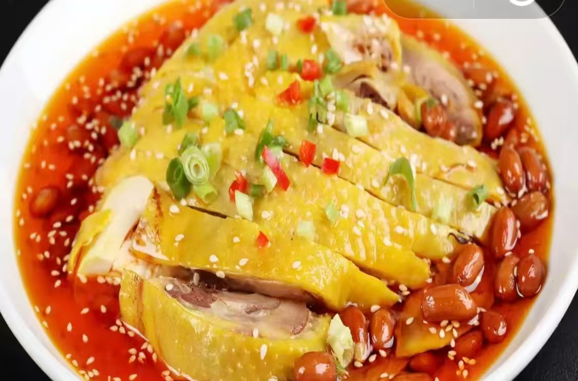 辣子鸡+酱板鸭+米饭素菜