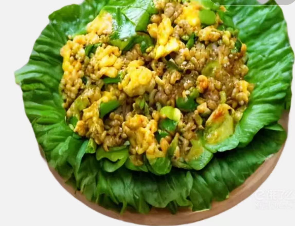 鸡蛋酱土豆泥饭包