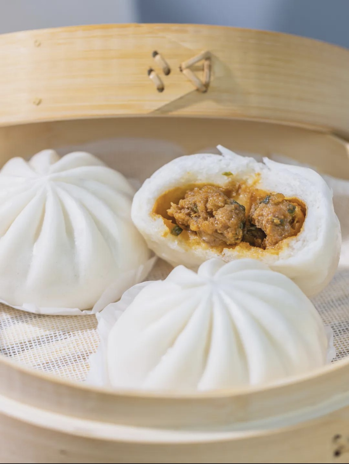 鲜汁大肉包2个+随机粥一杯