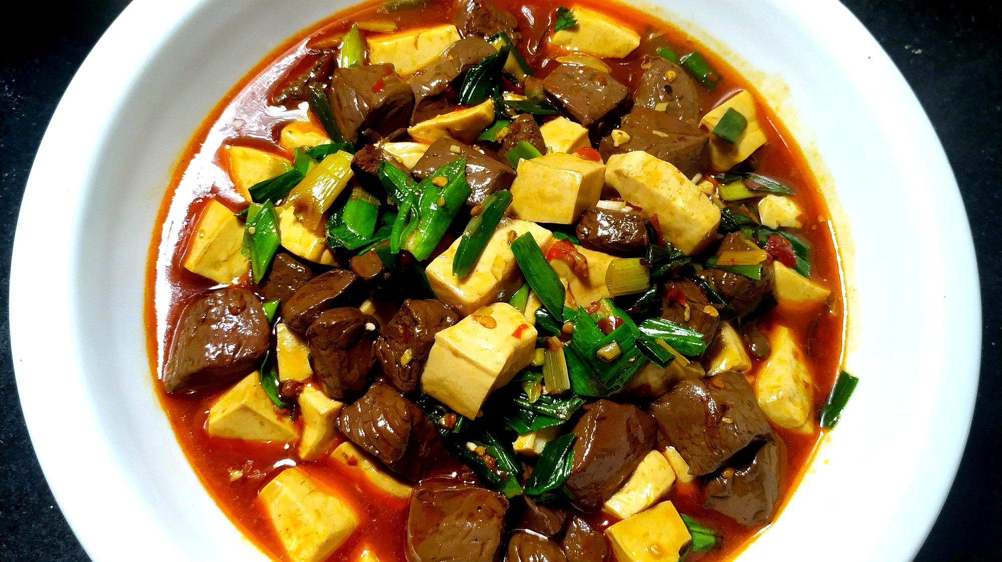 鸭血豆腐